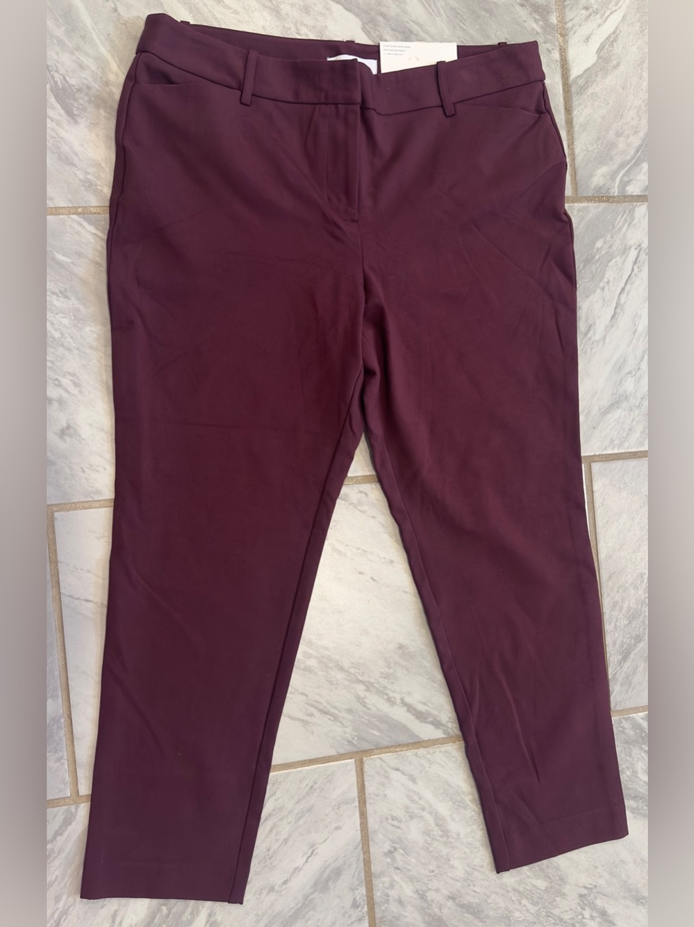 NWT Liz Claiborne Womens Purple Emma Ankle Lenght Dress Pants Size 12 (34Wx27L)